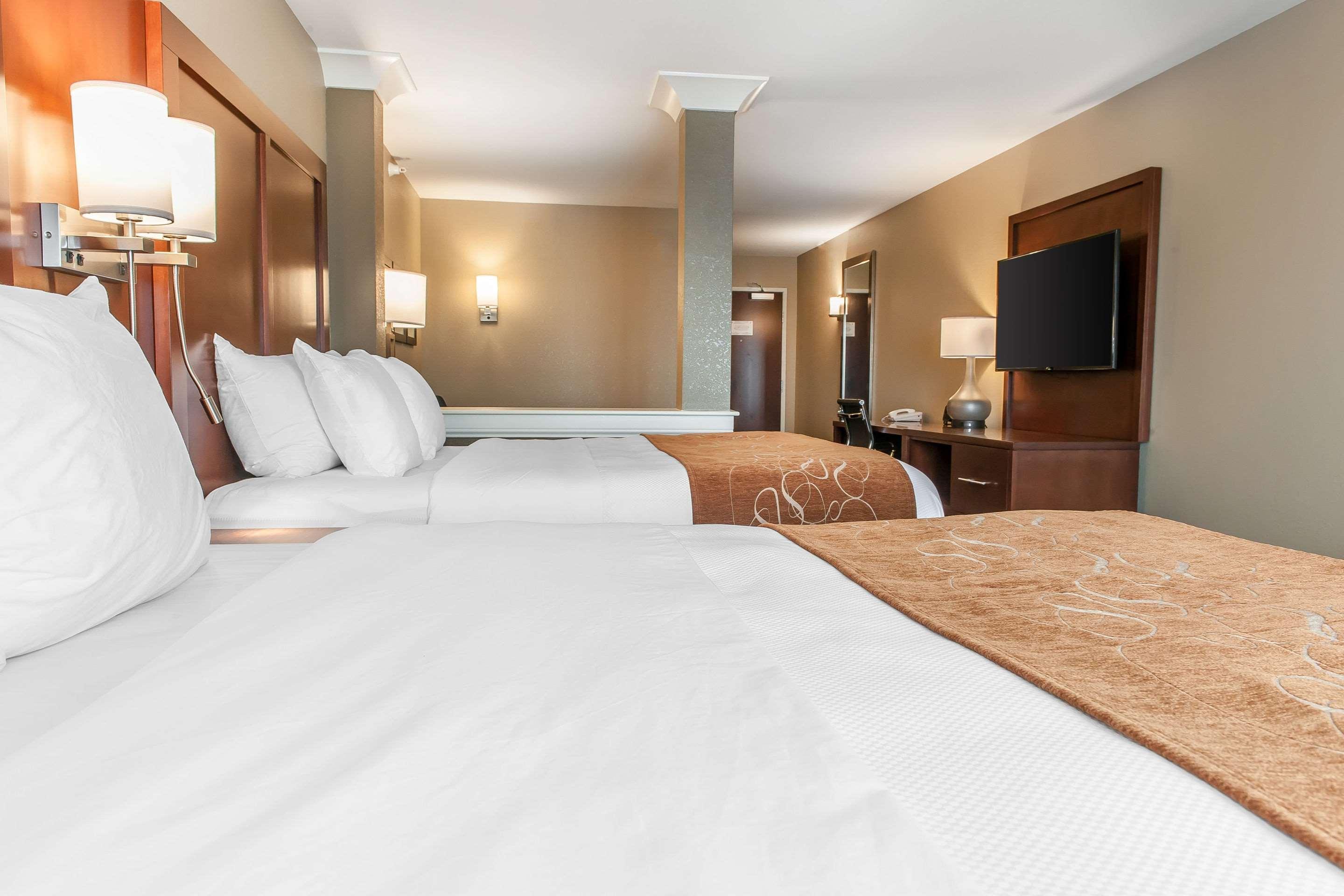 Comfort Suites Rensselaer Near Fair Oaks Zewnętrze zdjęcie