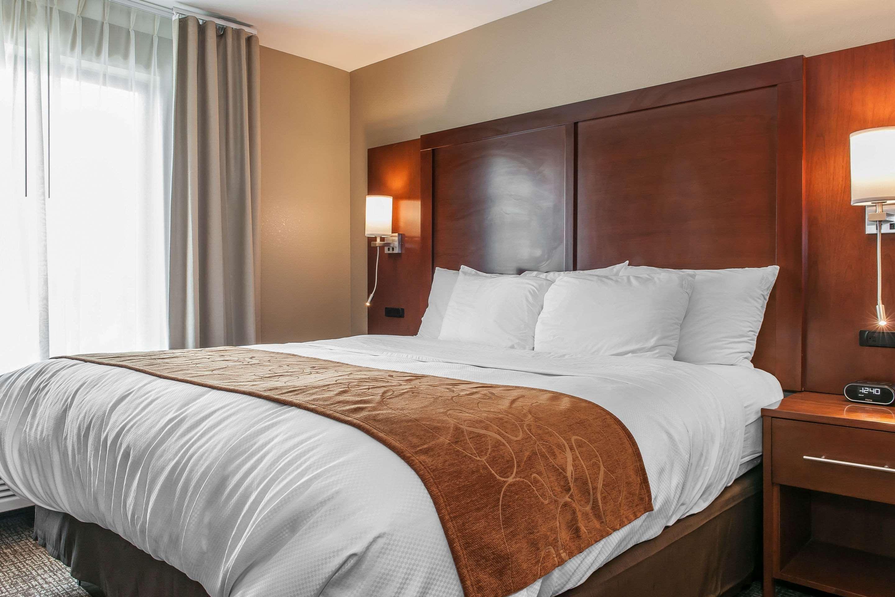 Comfort Suites Rensselaer Near Fair Oaks Zewnętrze zdjęcie