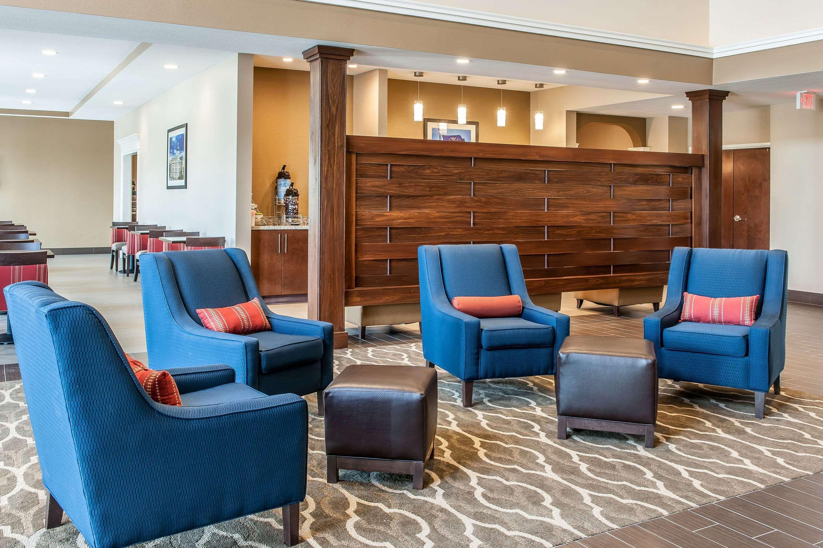 Comfort Suites Rensselaer Near Fair Oaks Zewnętrze zdjęcie